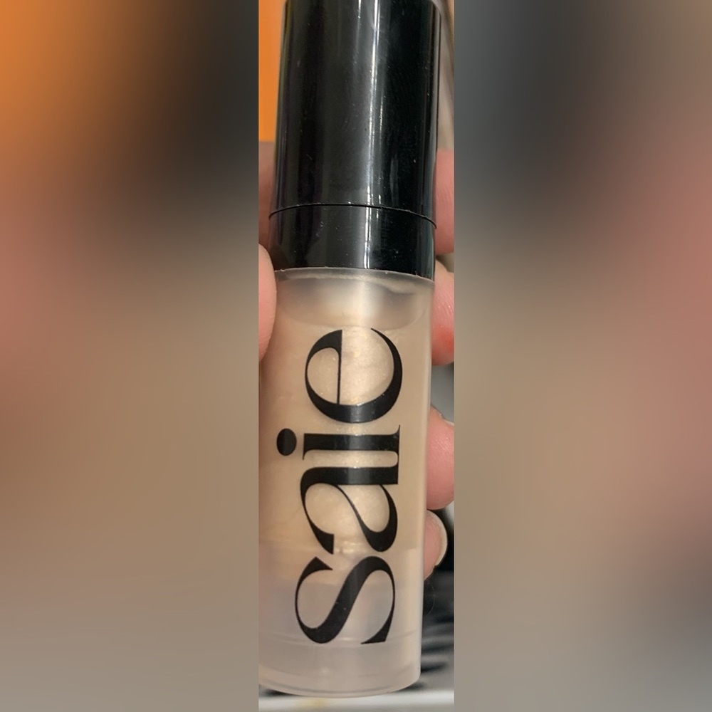 Saie Radiant Cream Makeup